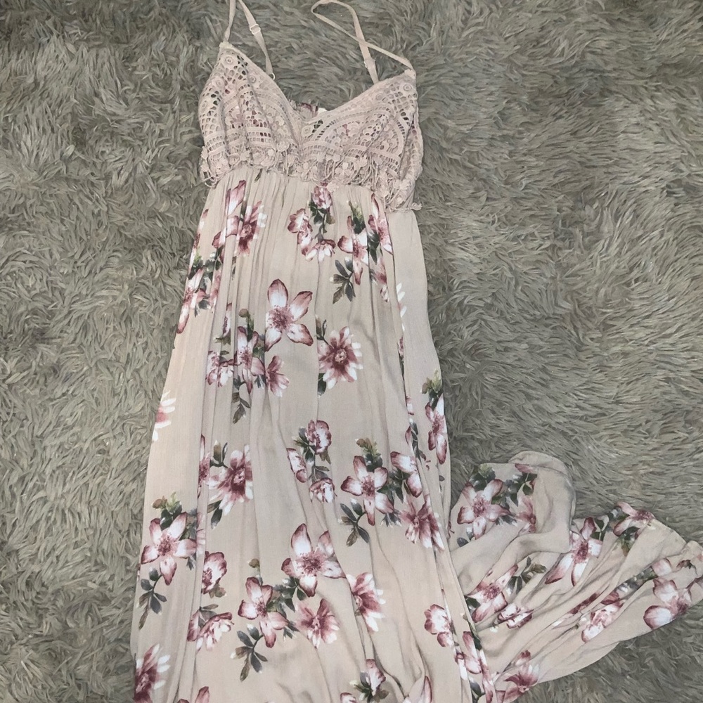 Blush Pink Floral Maxi Dress